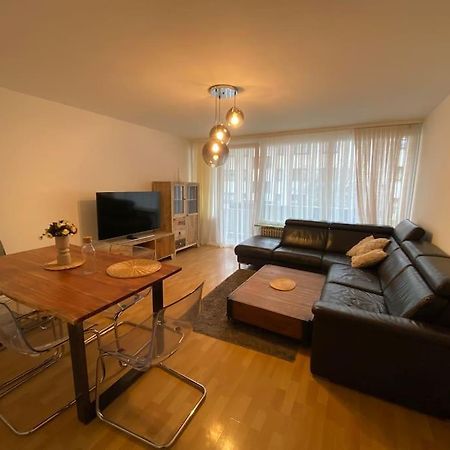 Augsburger Wohnung In Klinikum-Naehe Esterno foto